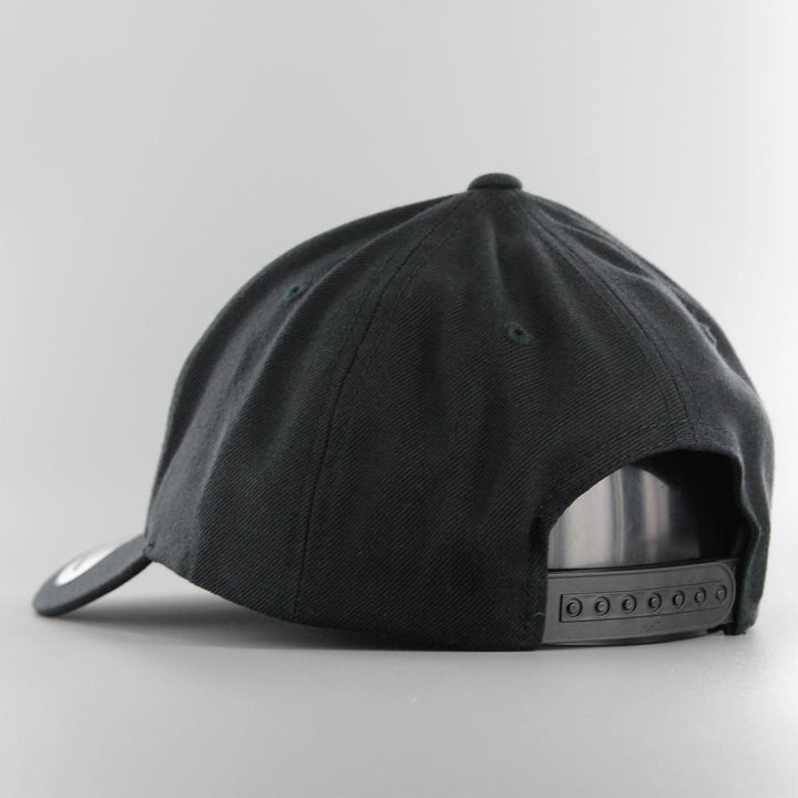 The Classics Yupoong Premium Curved Visor Snapback Cap black - Shop-Tetuan