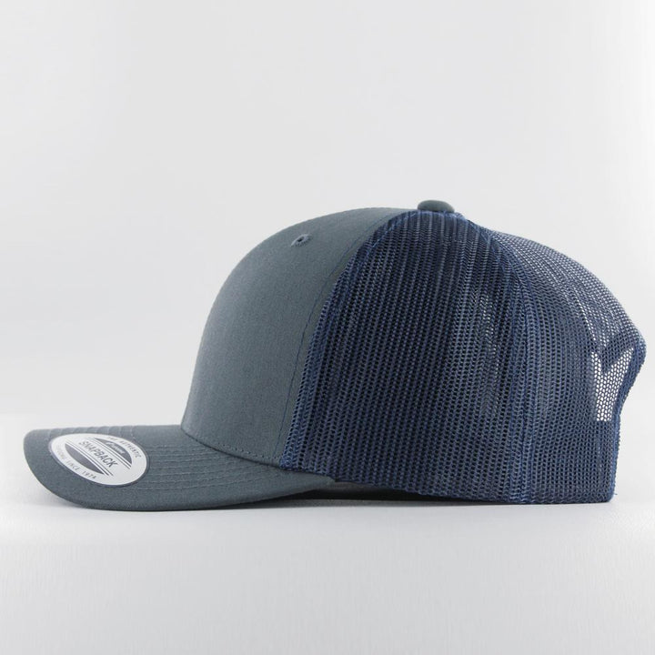 The Classics Yupoong Retro trucker 2-tone cap charcoal/navy - Shop-Tetuan