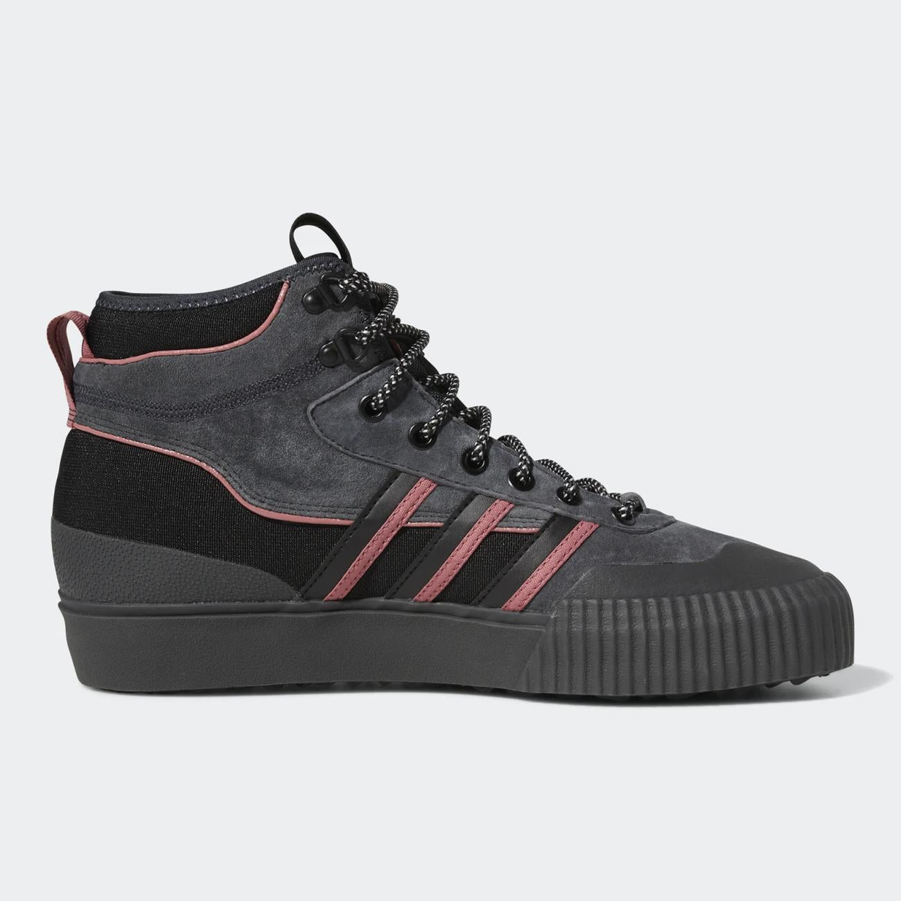 Adidas Akando ATR cblack/wonred/carbon - Shop-Tetuan