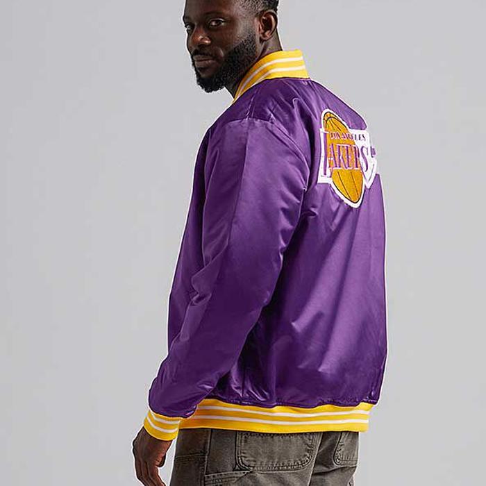 Mitchell & Ness NBA Heavyweight Satin jacket LA Lakers purple - Shop-Tetuan