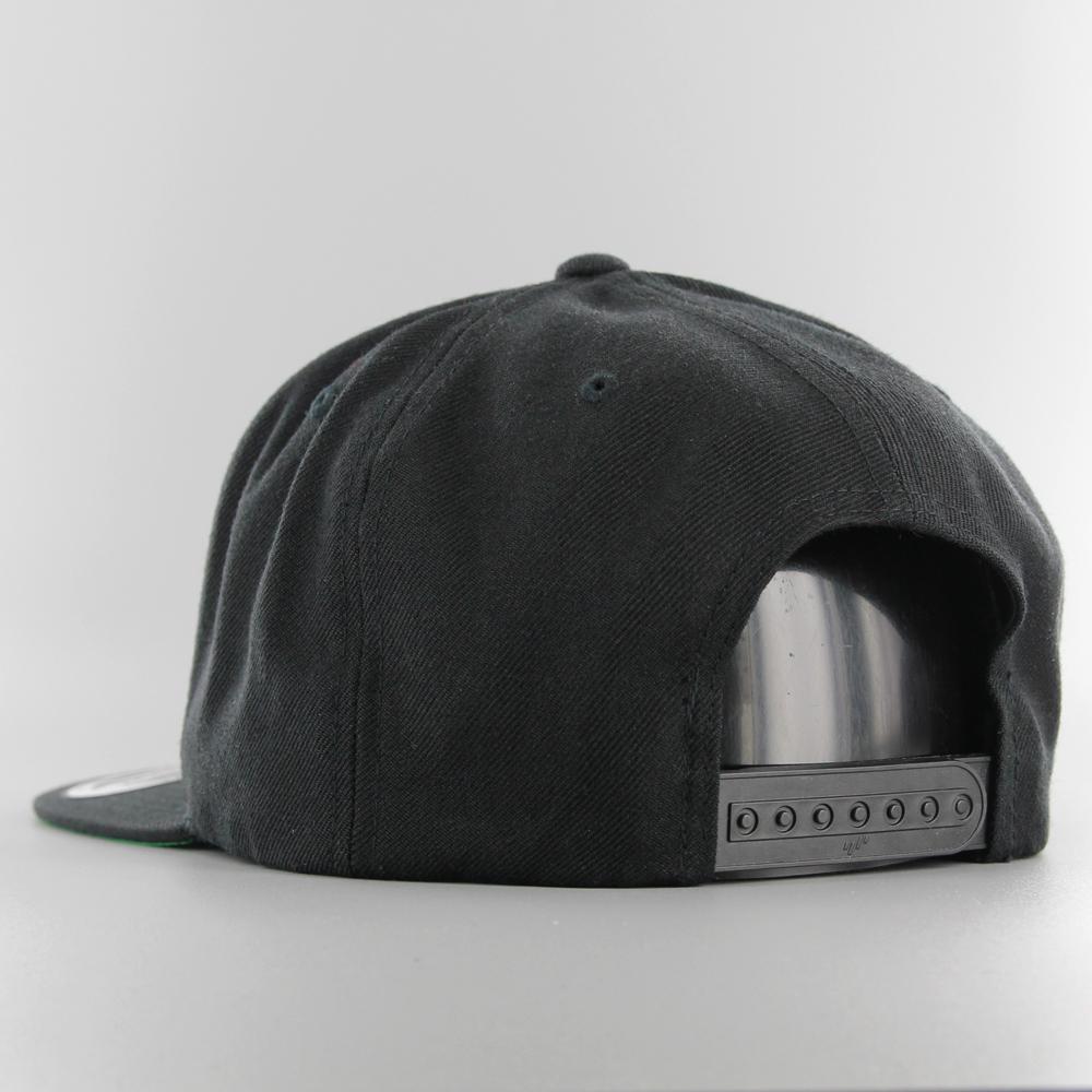 Merchode Jaws Logo snapback black - Shop-Tetuan