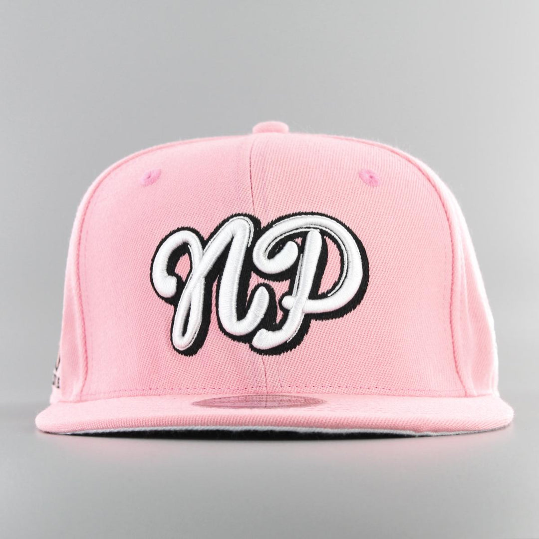 Naughty League New York Notorious Pigs fitted pink - Shop-Tetuan