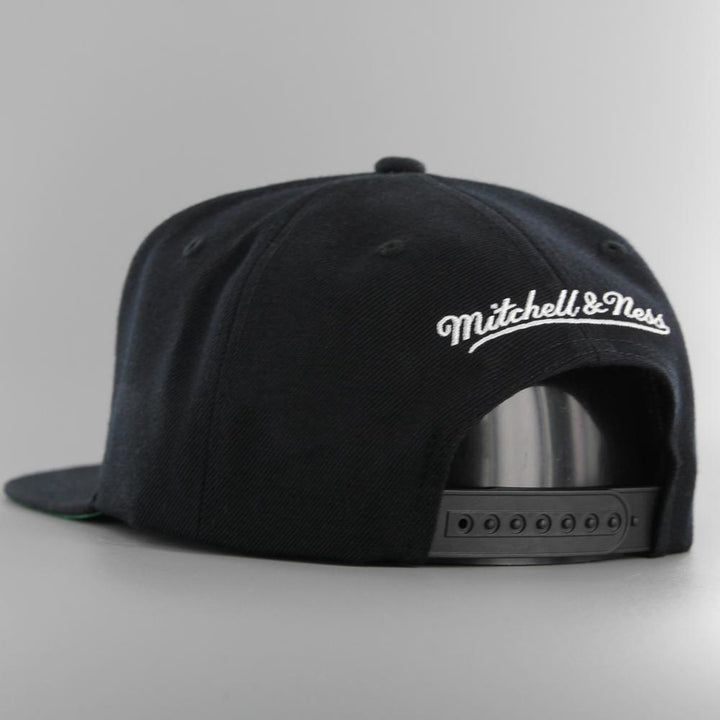 Mitchell &amp; Ness NBA Top Spot snapback C Bulls black - Shop-Tetuan